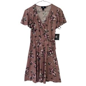 NWOT Iz Byer Floral Faux Wrap Dress